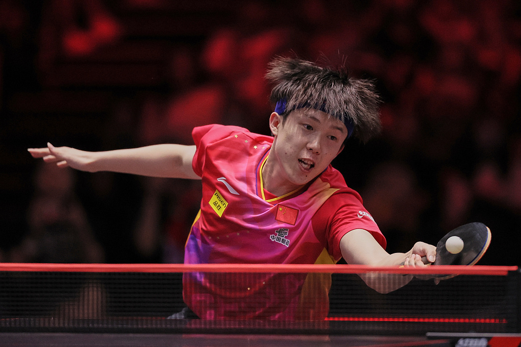 腰在禁区弧 腰在禁区弧